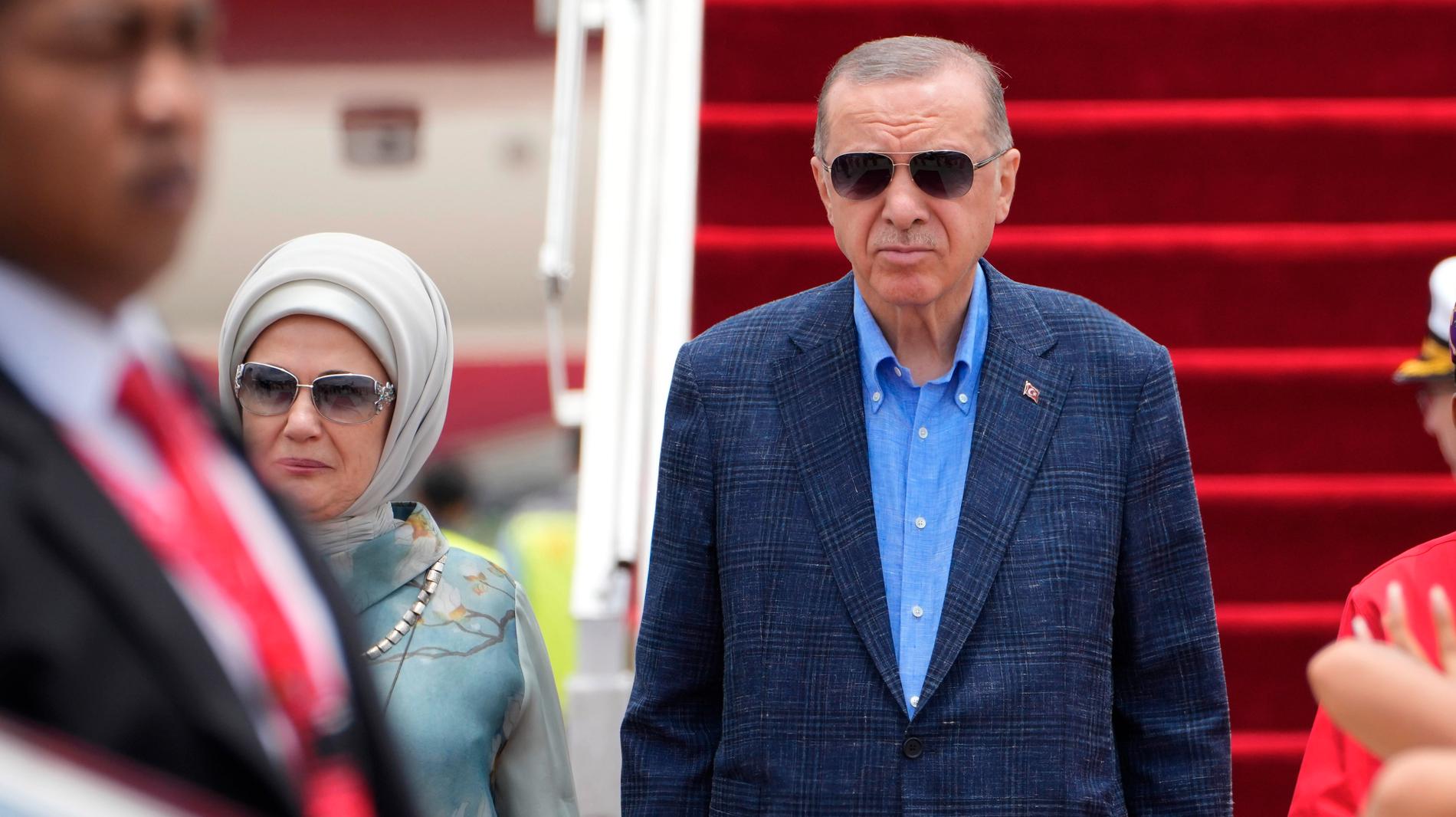 Turkiets president Recep Tayyip Erdogans regim verkar inte glad över dock-protesten i Stockholm. 