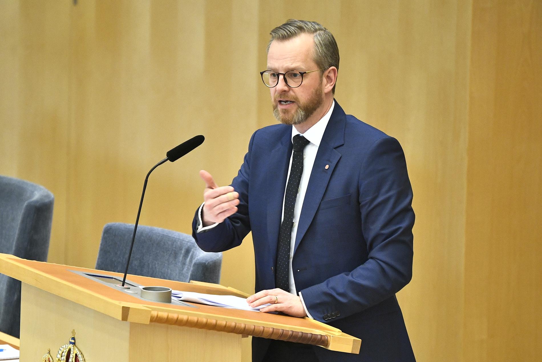 Inrikesminister Mikael Damberg (S) under tisdagens debatt.