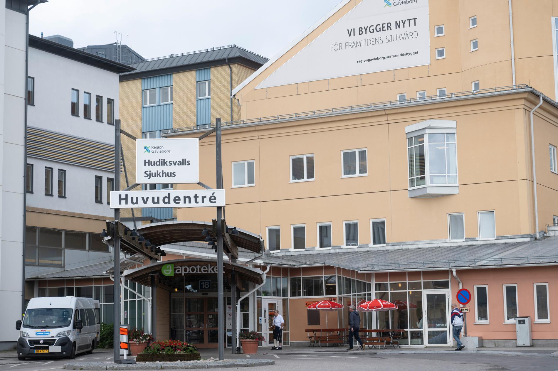 En fyraårig flicka blev så sjuk att hon avled på sjukhuset i Hudiksvall. Arkivbild.