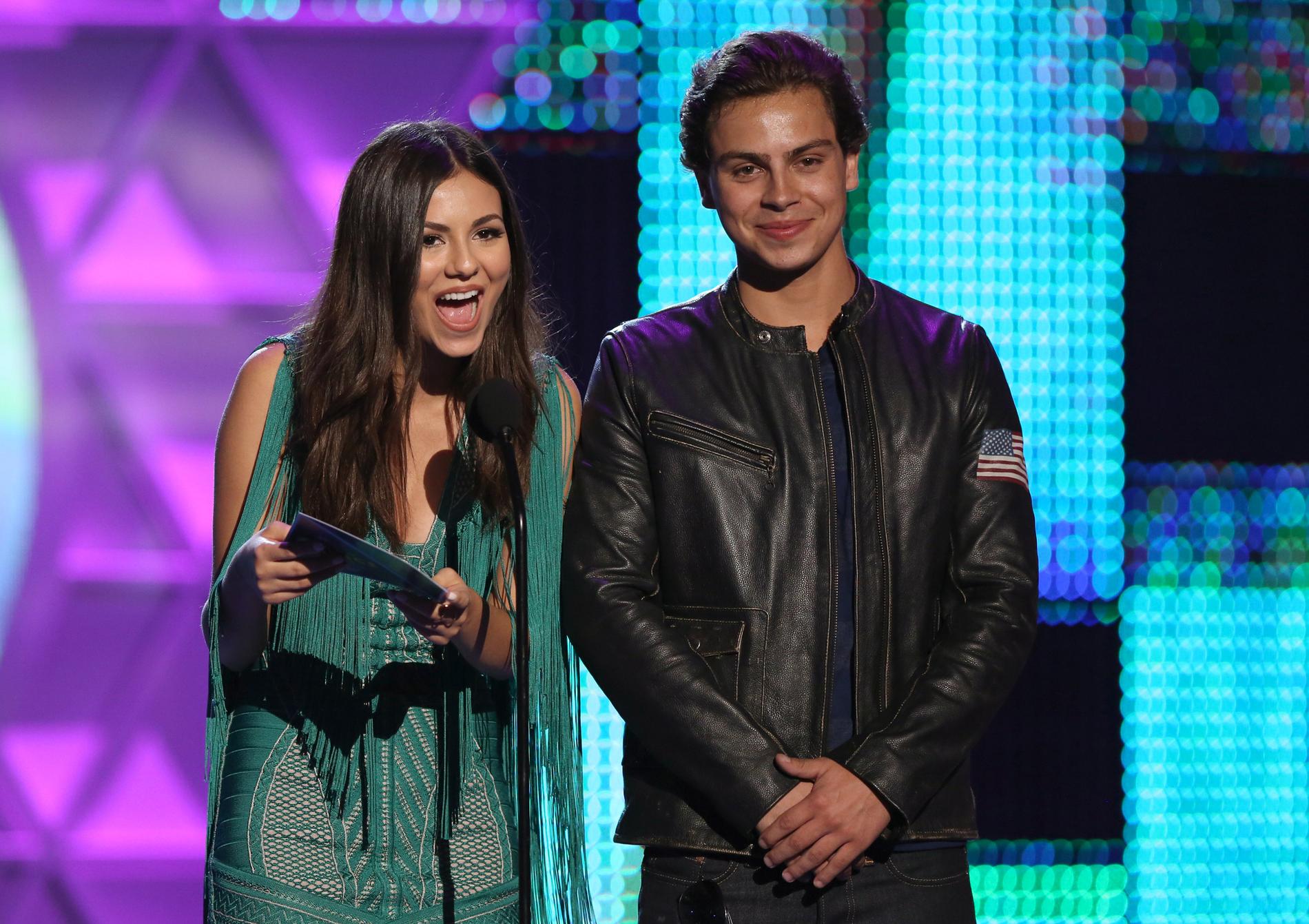 Med Victoria Justice på Teen Choice Awards.