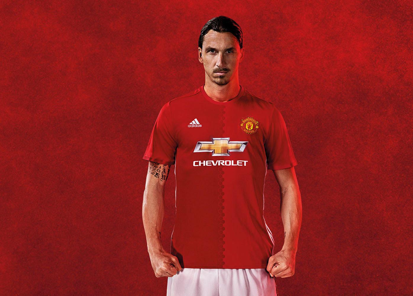 Kommer vi få se Zlatan Ibrahimovic i den här tröjan på lördag?