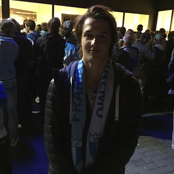 MFF-supportern Johan Fennby, 20.