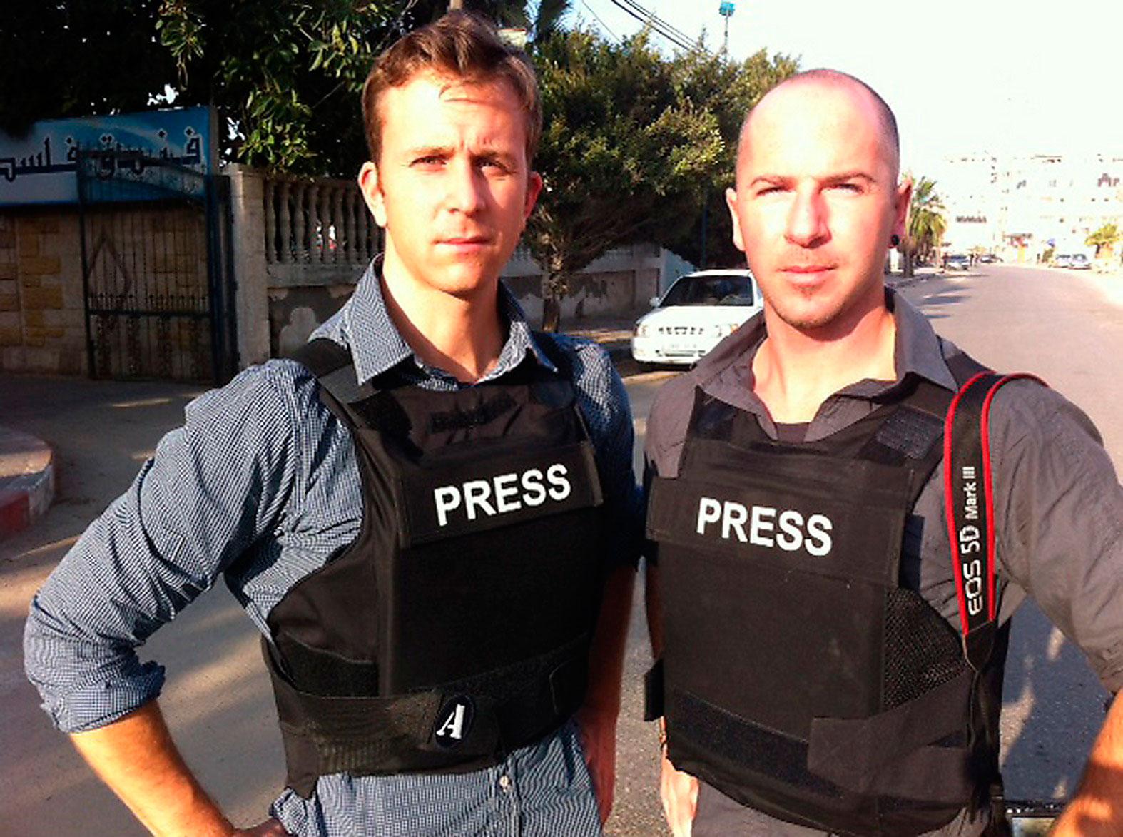 Aftonbladets Erik Wiman och Magnus Wennman på plats i Gaza City.