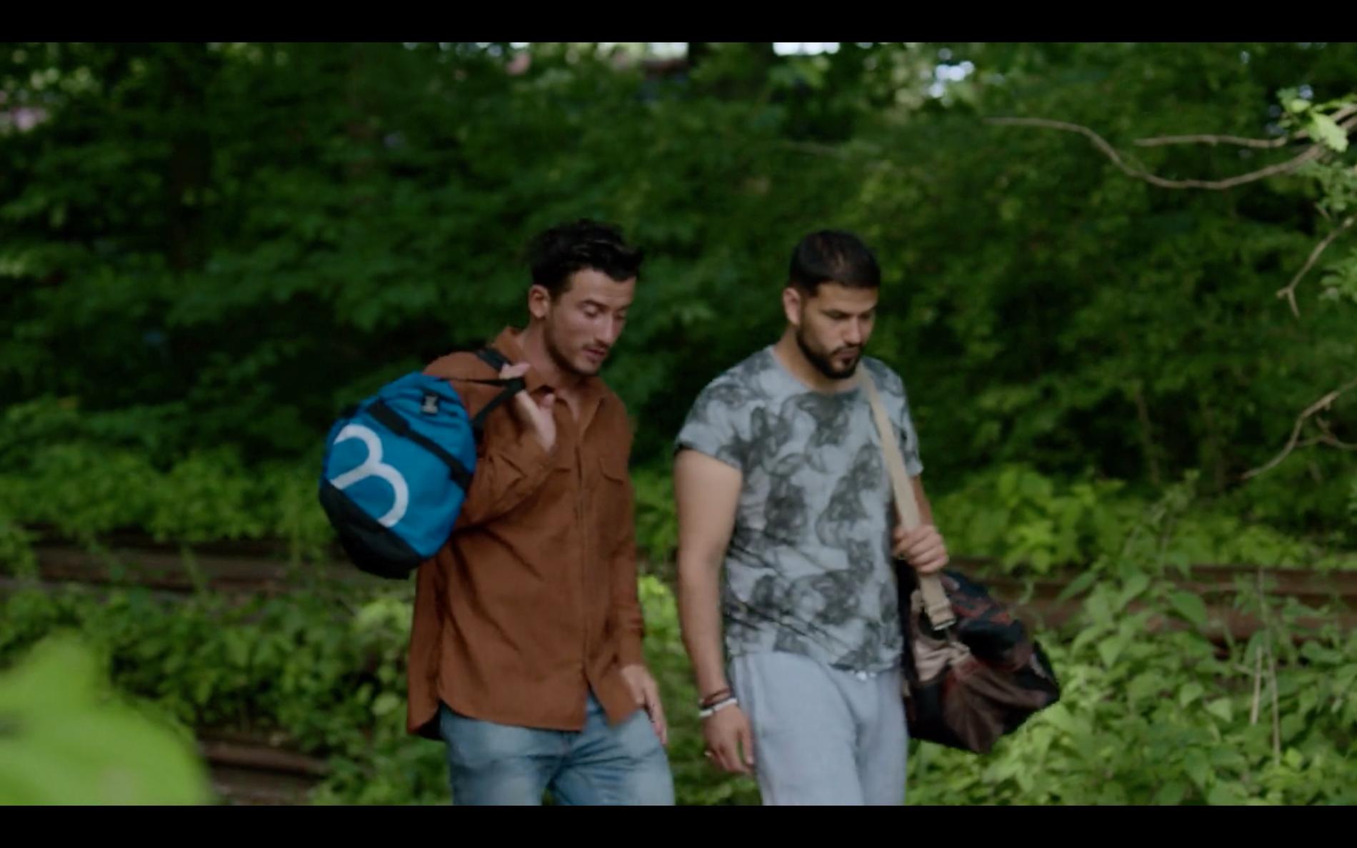 Smail Alihodzic och Mustafa Al-Mashhadani i TV3:s komediserie ”Lingonligan”.