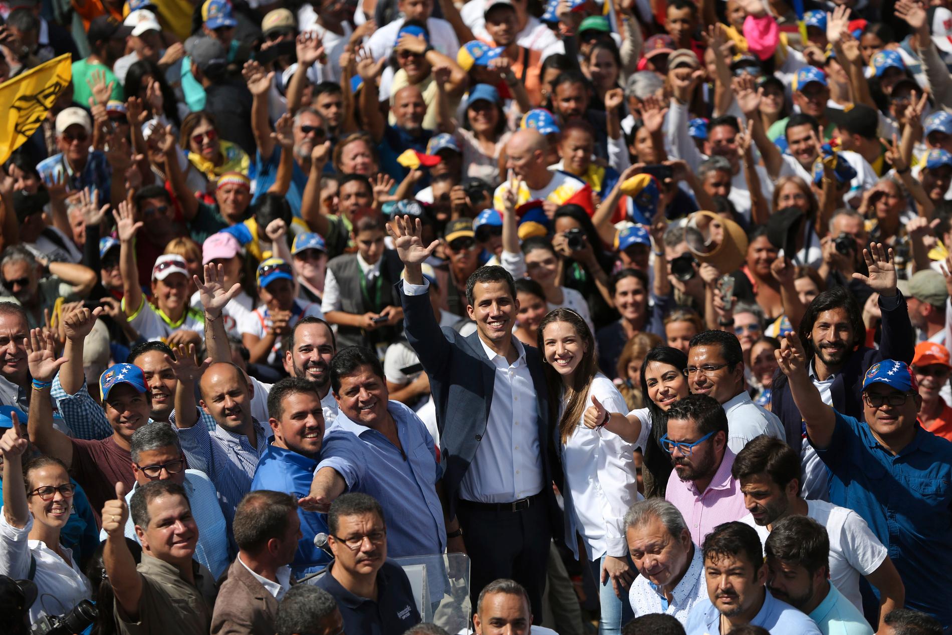 Oppositionsledaren Juan Guaidó under en protest i början av februari mot sittande presidenten Nicolás Maduro. Arkivbild.