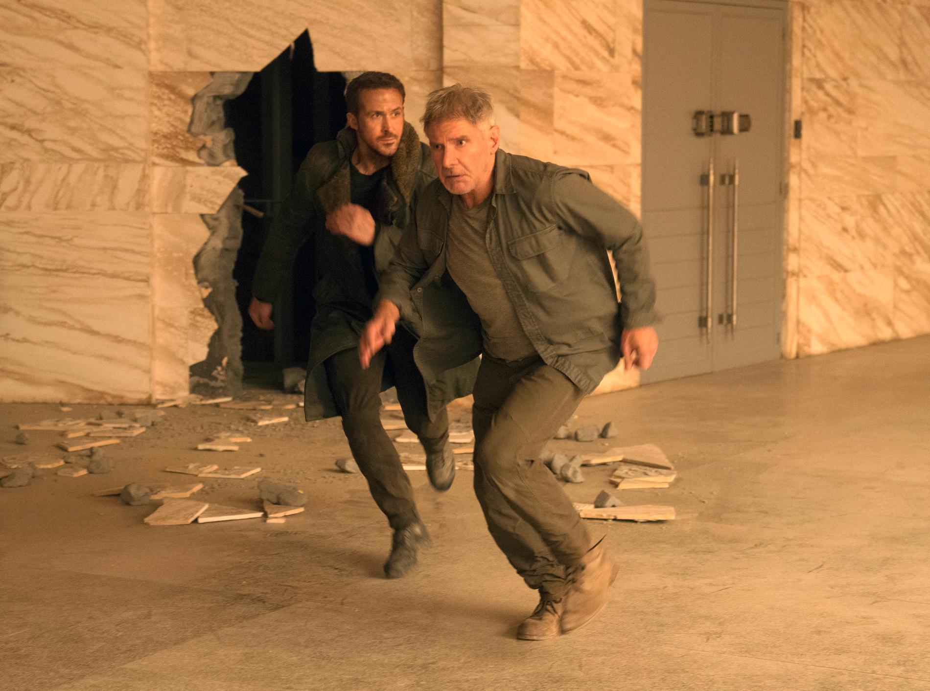 Harrison Ford och Ryan Gosling i ”Blade runner 2049”.
