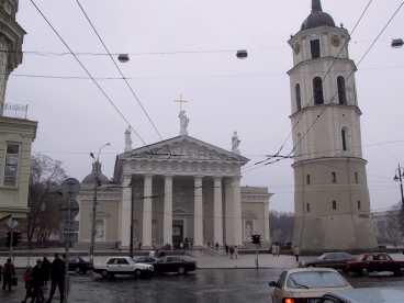 Huvudstaden Vilnius ligger tio mil från Kaunas.