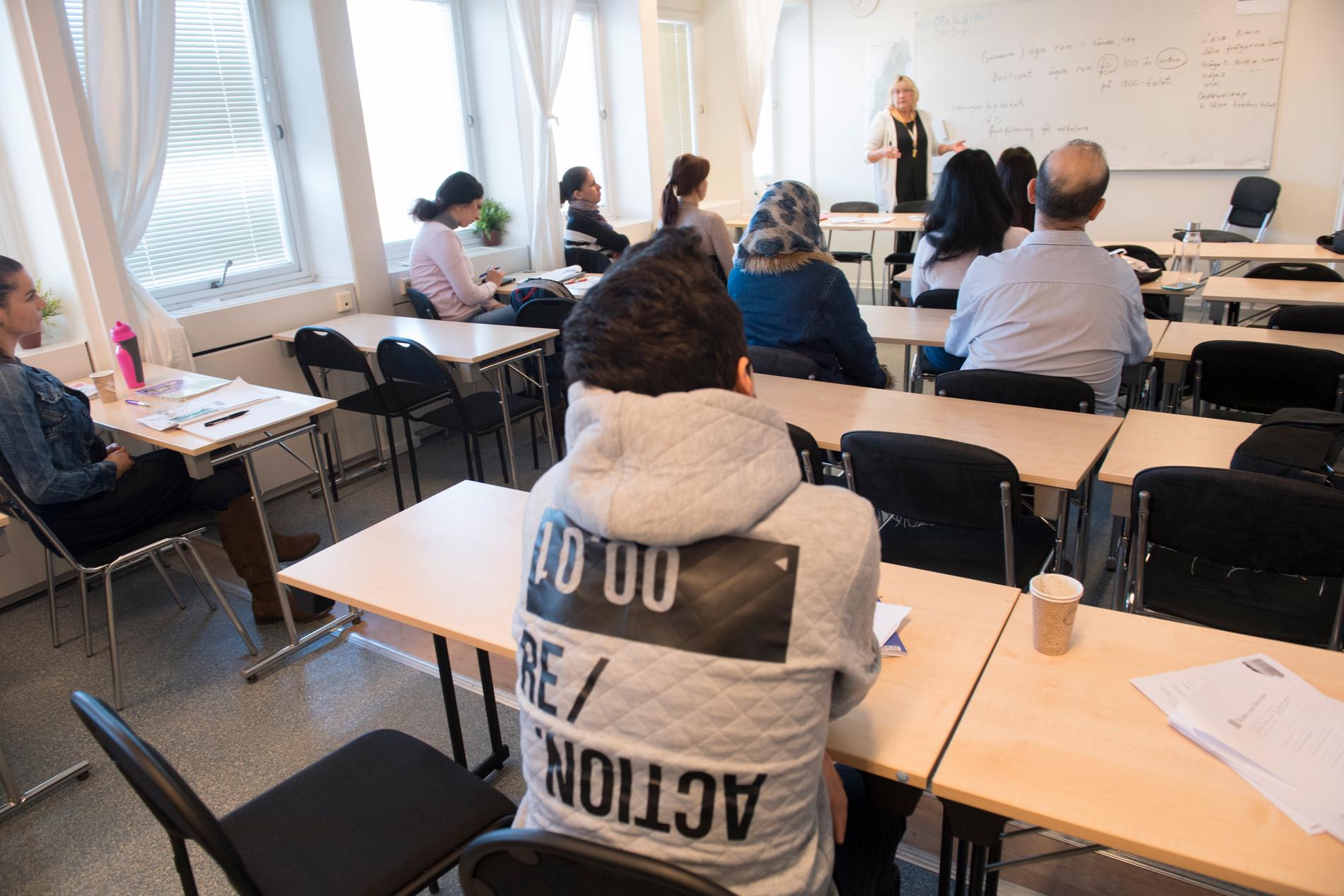 Ett utbildningscenter i Täby för svenska för invandrare. Arkivbild .