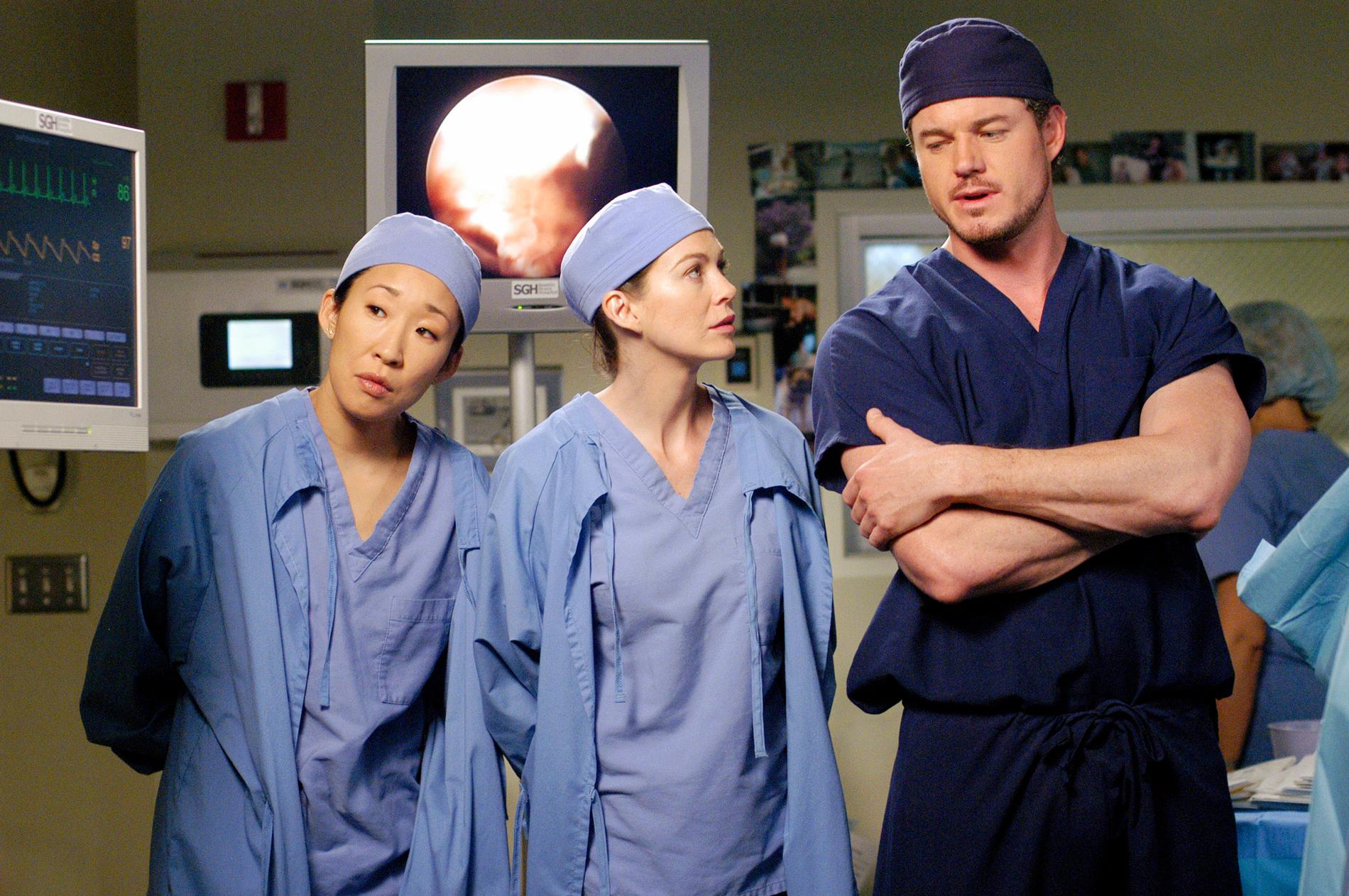 Sandra Oh, Ellen pompeo och Eric Danie i ”Greys Anatomy”.
