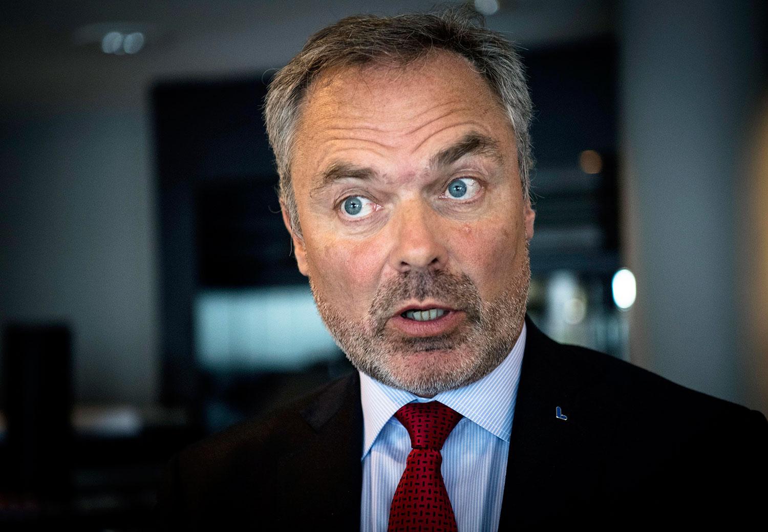 Jan Björklund (L) har kommenterat turbulensen i en intervju med TV4.
