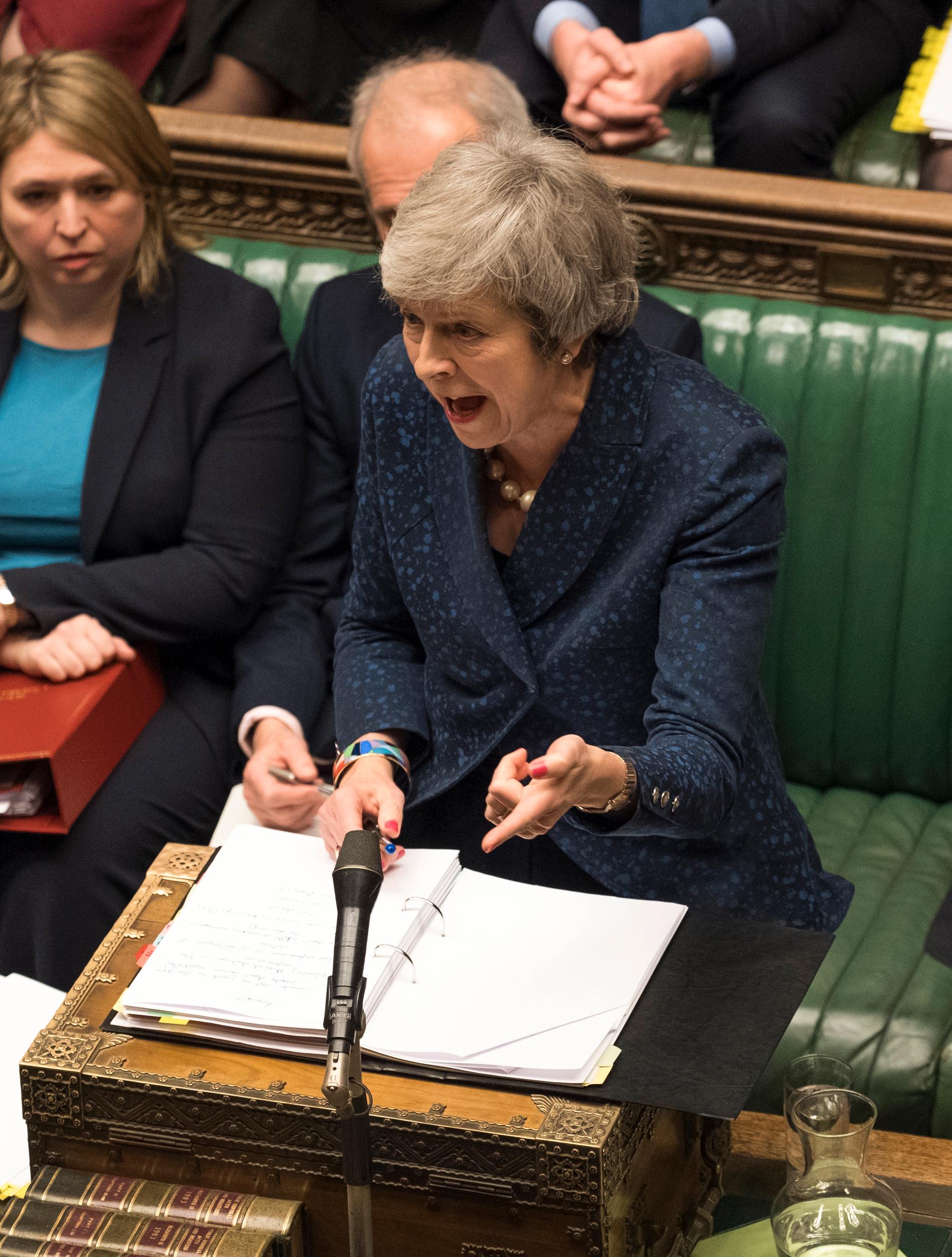 Storbritanniens premiärminister Theresa May under frågestunden i parlamentet.