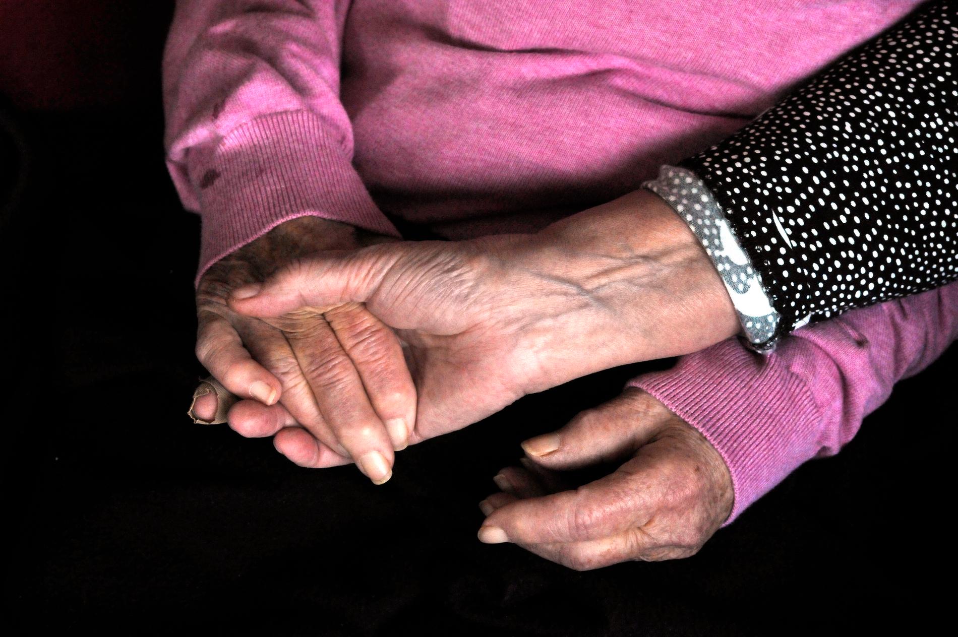 En dement kvinna hade 54 olika medarbetare från hemtjänsten under ett halvår. Arkivbild