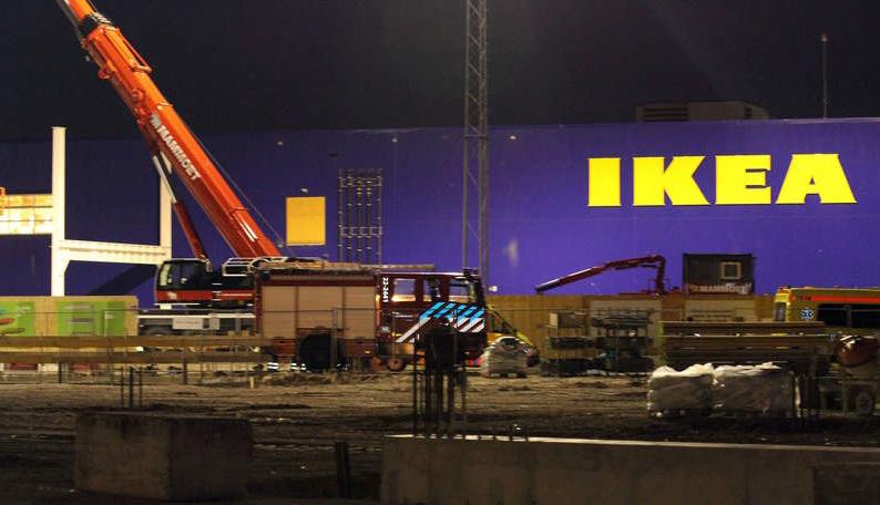 Ikeas varuhus i Eindhoven utsattes i maj för ett sprängattentat, jämte två andra varuhus. I går, fredag, skedde en explosion på varuhuset i Dresden, Tyskland.