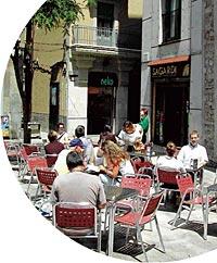 Tapasbaren Sagardi är visserligen baskisk, men den ligger mitt i Barcelonas gamla stadsdel.