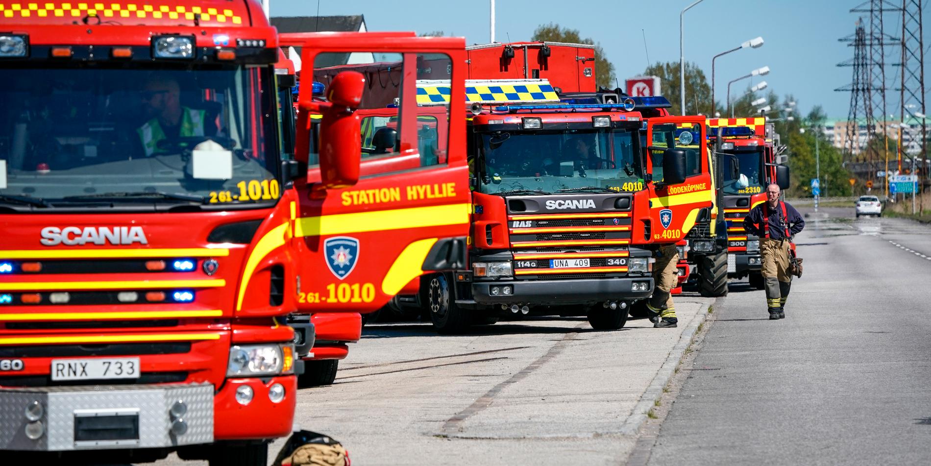 Ett 20-tal fordon från räddningstjänst i kranskommuner runt Malmö deltog, bland annat Lund, Löddeköpinge, Staffanstorp, Genarp och Burlöv.