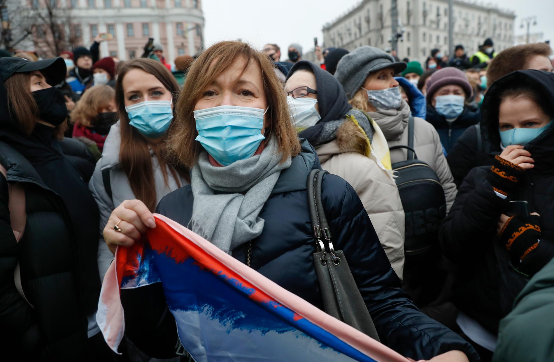 Deltagare under protesten mot fängslandet av oppositionsledaren Aleksej Navalnyj i Moskva på lördagen.