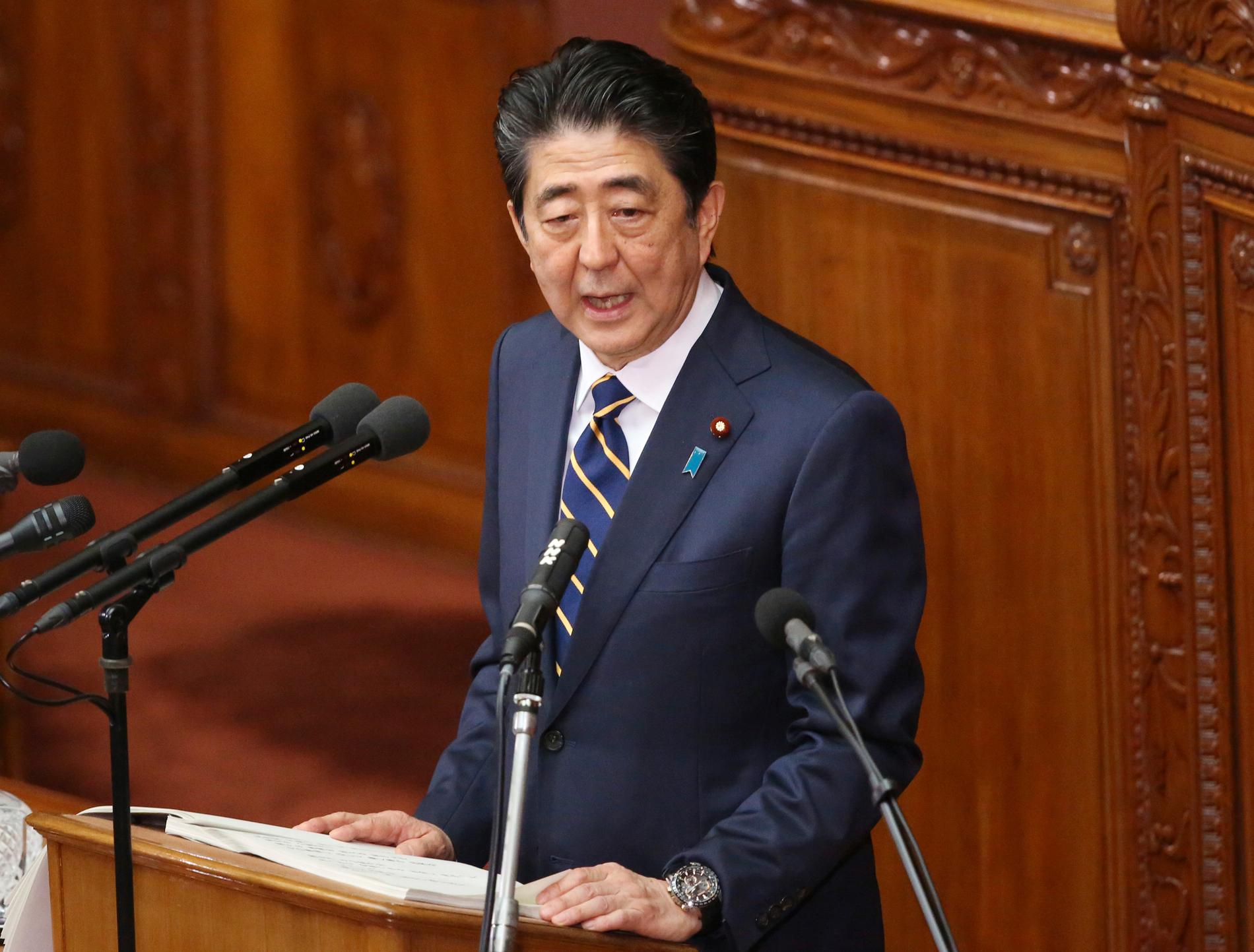 Shinzo Abe lovade att förbättra Japans diplomatiska relationer med Nordkorea vid ett tal i parlamentet.