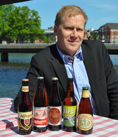 Pelle Stridh bjuder in alla ölälskare till Eskilstuna. 85 öl finns att provsmaka! Foto: Alltomöl-festivalen.