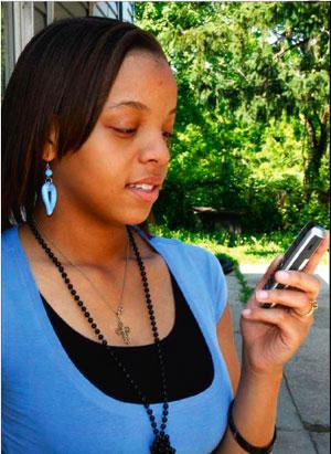 Varning för cancer Bästa sättet för unga att undvika farlig strålning från mobiltelefonerna är att hålla samtalen få och korta.