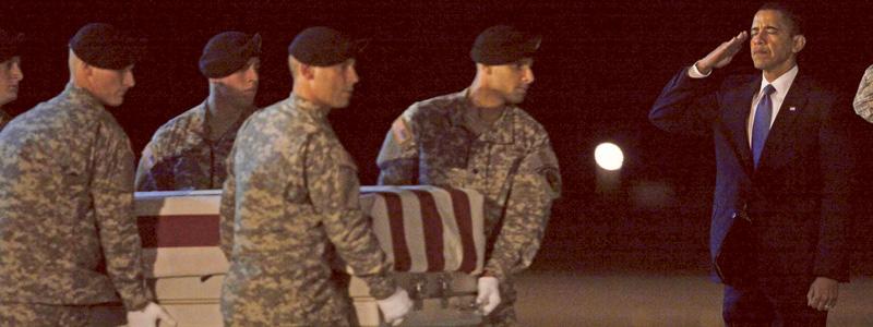 En av många dödade President Barack Obama visar sin respekt för den stupade serganten Dale R. Griffin som i måndags dödades under sitt uppdrag i Afghanistan.