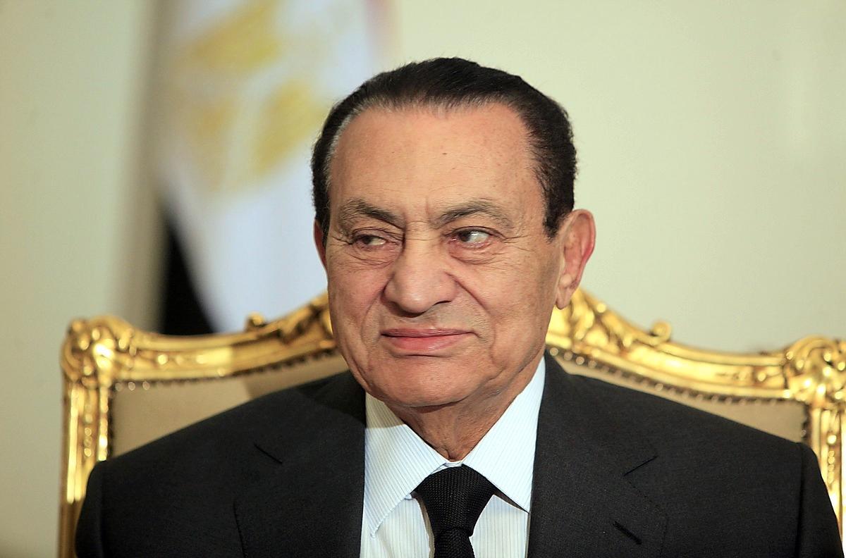 INFÖR RÄTTA Mubarak ställs inför rätta nästa månad för mord och korruption.