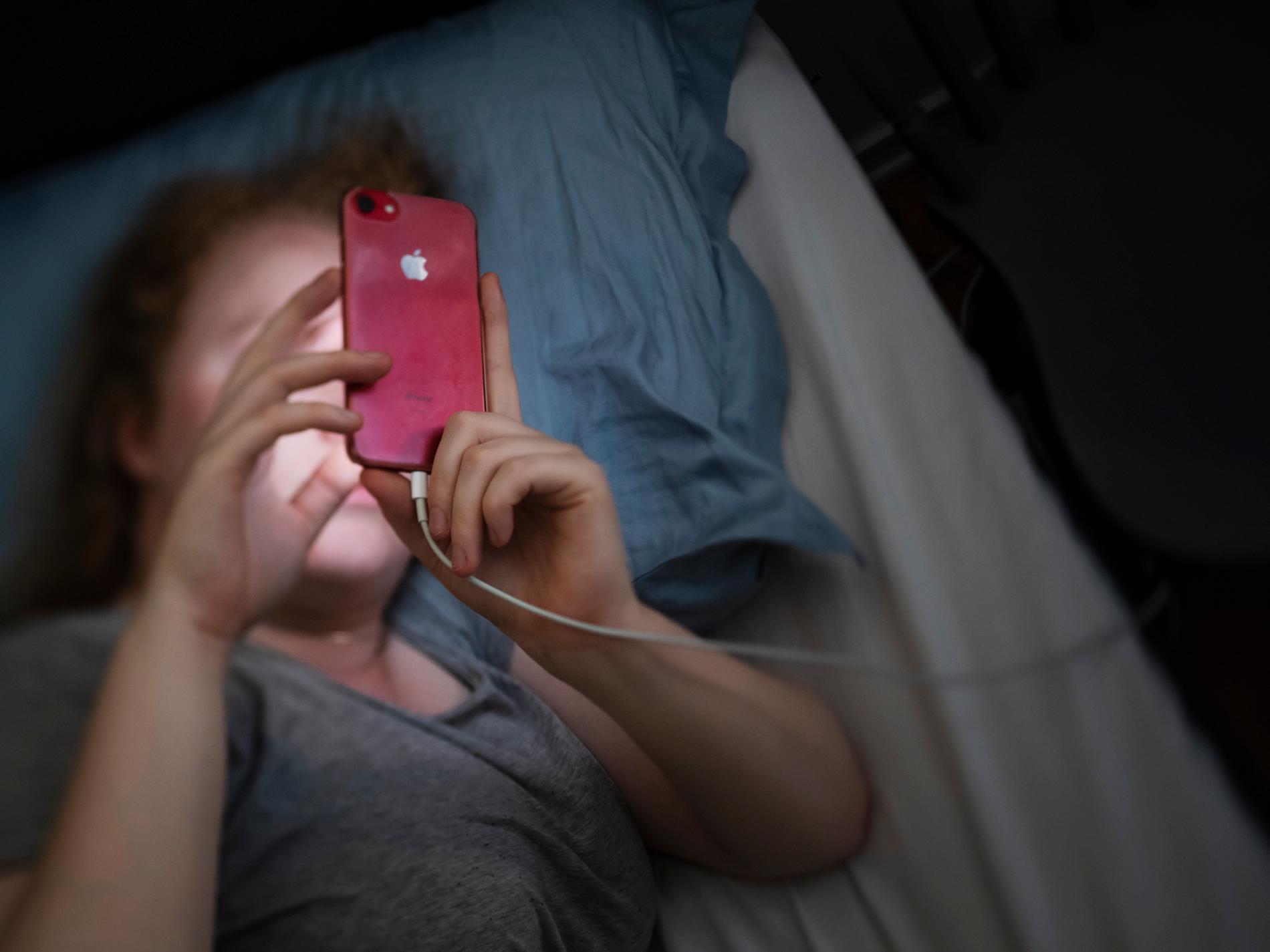 Danskar vill ha mobilfria sovrum för barn
