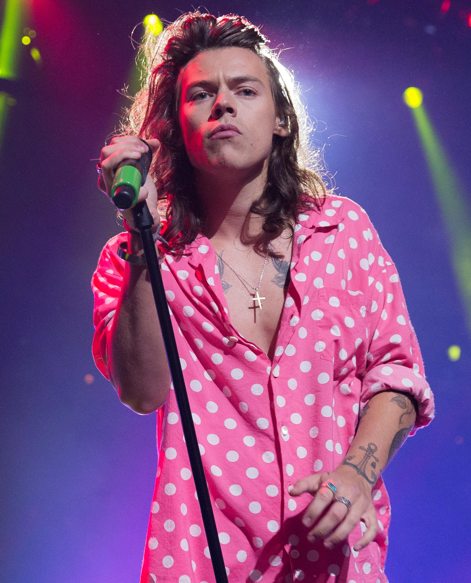 Harry Styles i One Direction på Roundhouse.