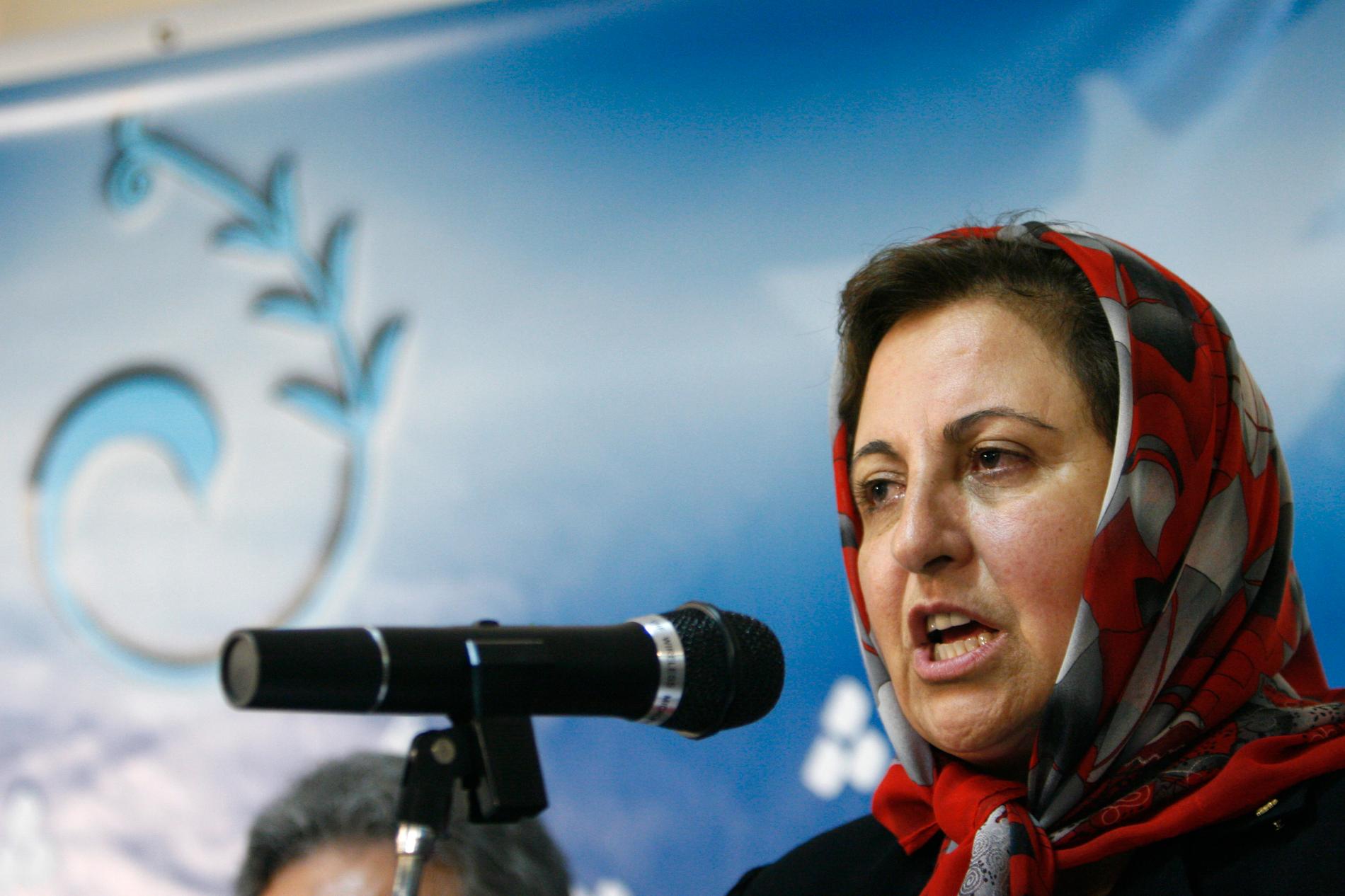 Den iranska människorättsadvokaten Shirin Ebadi fick ta emot fredspriset 2003. Arkivbild.