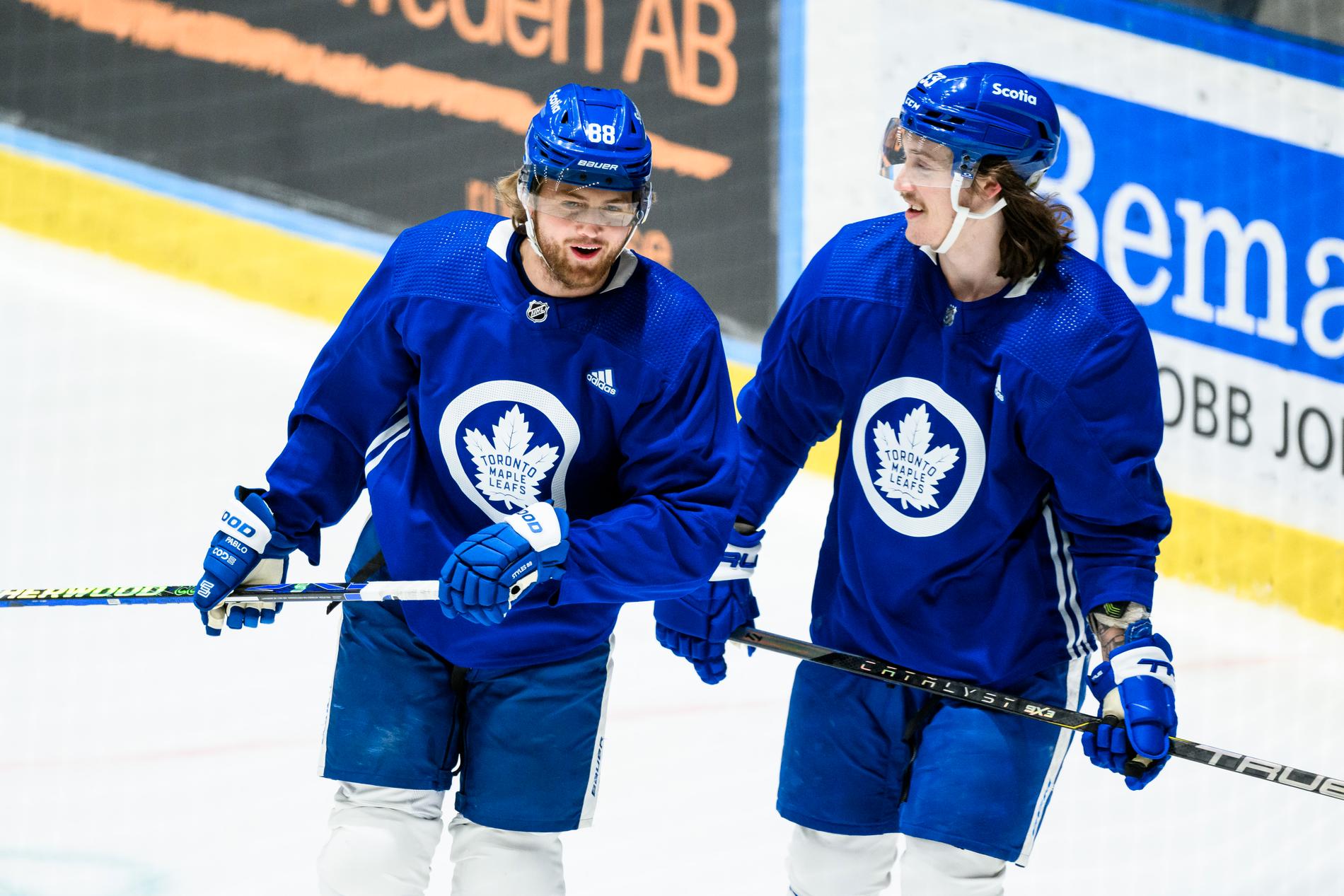 William Nylander och Tyler Bertuzzi tränar på Hovet inför NHL-matcherna.
