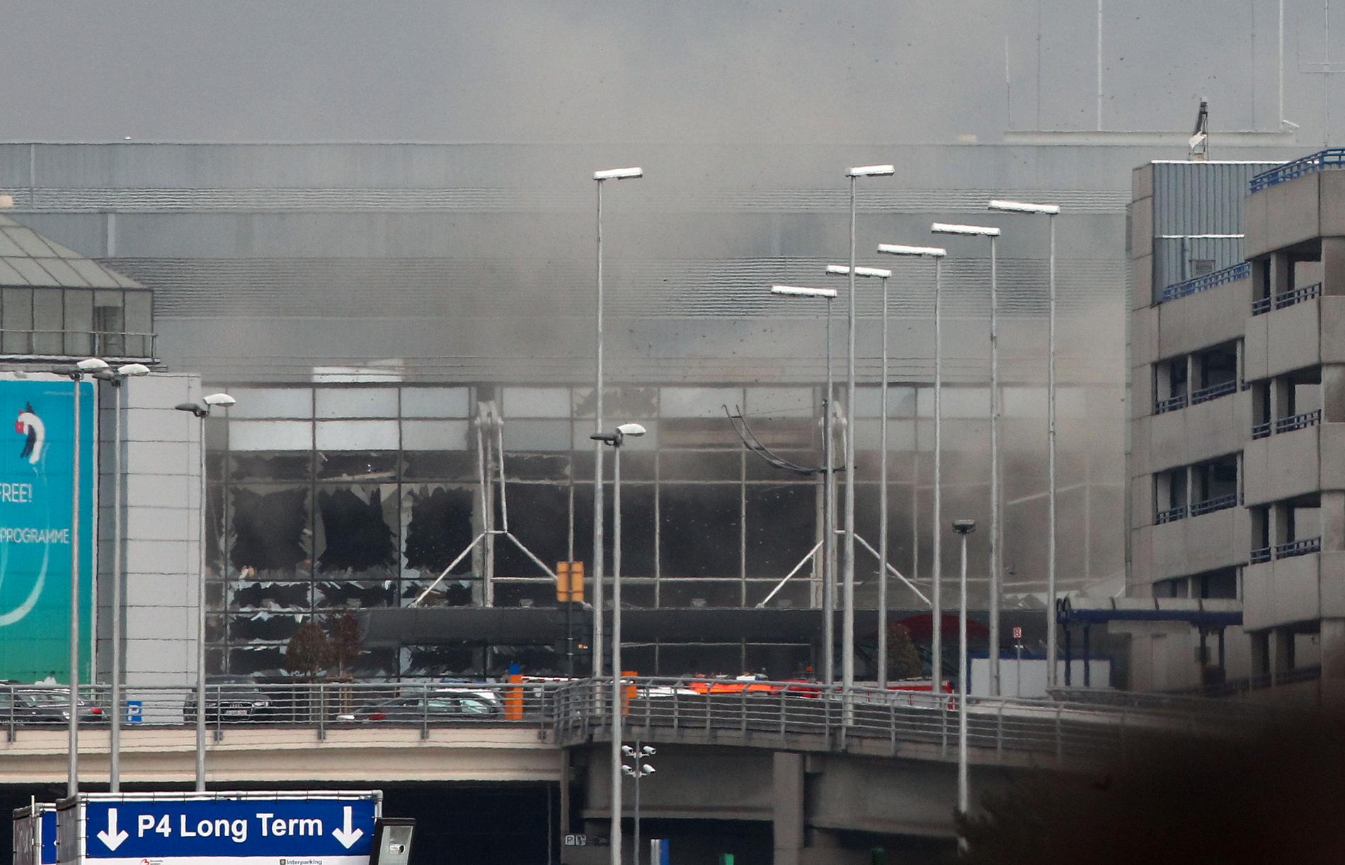 Även ute i Europa finns terrorister med svensk anknytning. En svensk IS-återvändare inväntar rättegång i Frankrike, misstänkt för delaktighet i terrordåden i Bryssel 2016, då självmordsbombare bland annat slog till mot Zaventem-flygplatsen. Arkivbild.