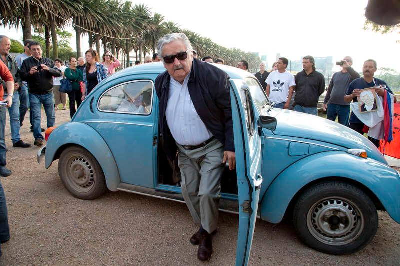 José Mujica, 79, med sin blå bubbla.