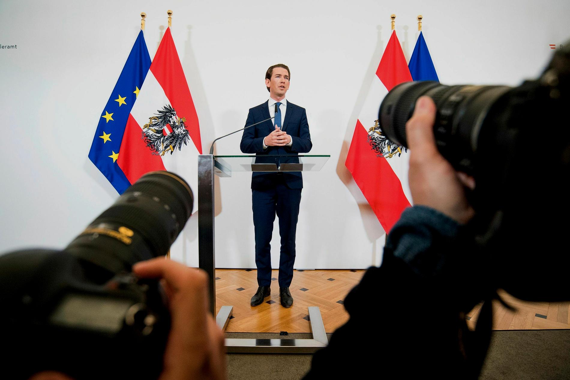 Österrikes förbundskansler Sebastian Kurz under en presskonferens den 18 maj.