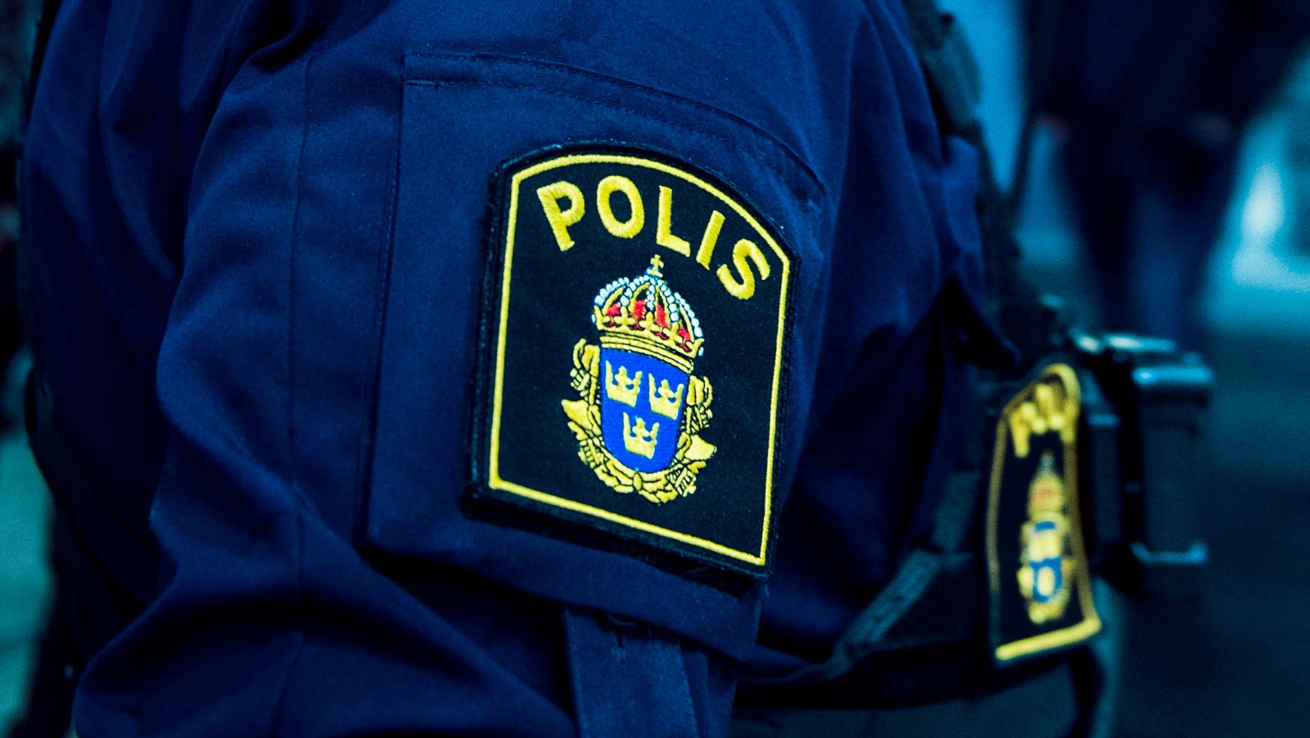 En polisman som sköt en aggressiv person i Eksjö frias från misstanken om grovt tjänstefel. Arkivbild.