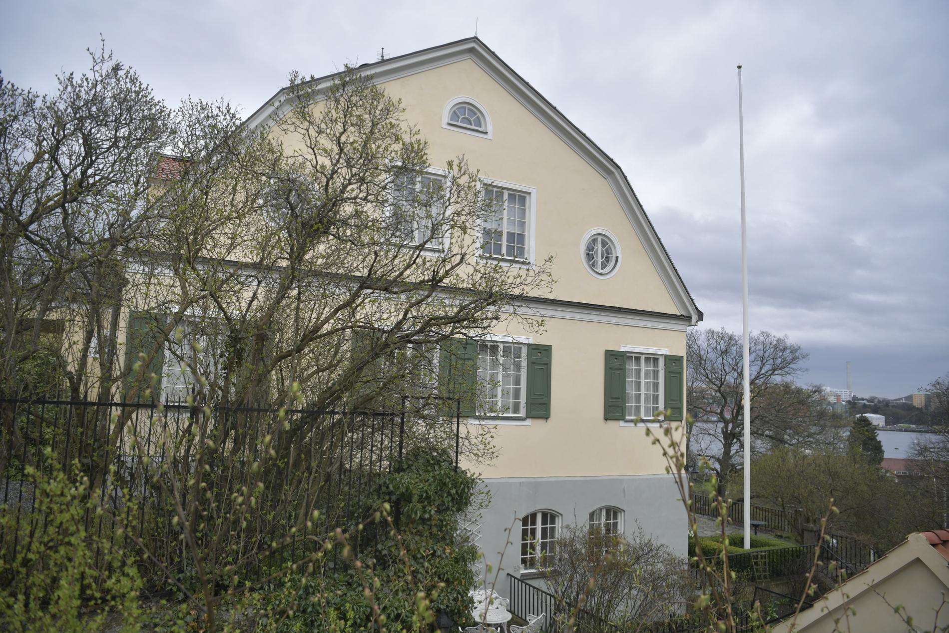 Händelsen ska ha inträffat i Akademiens villa Bergsgården på Djurgården.