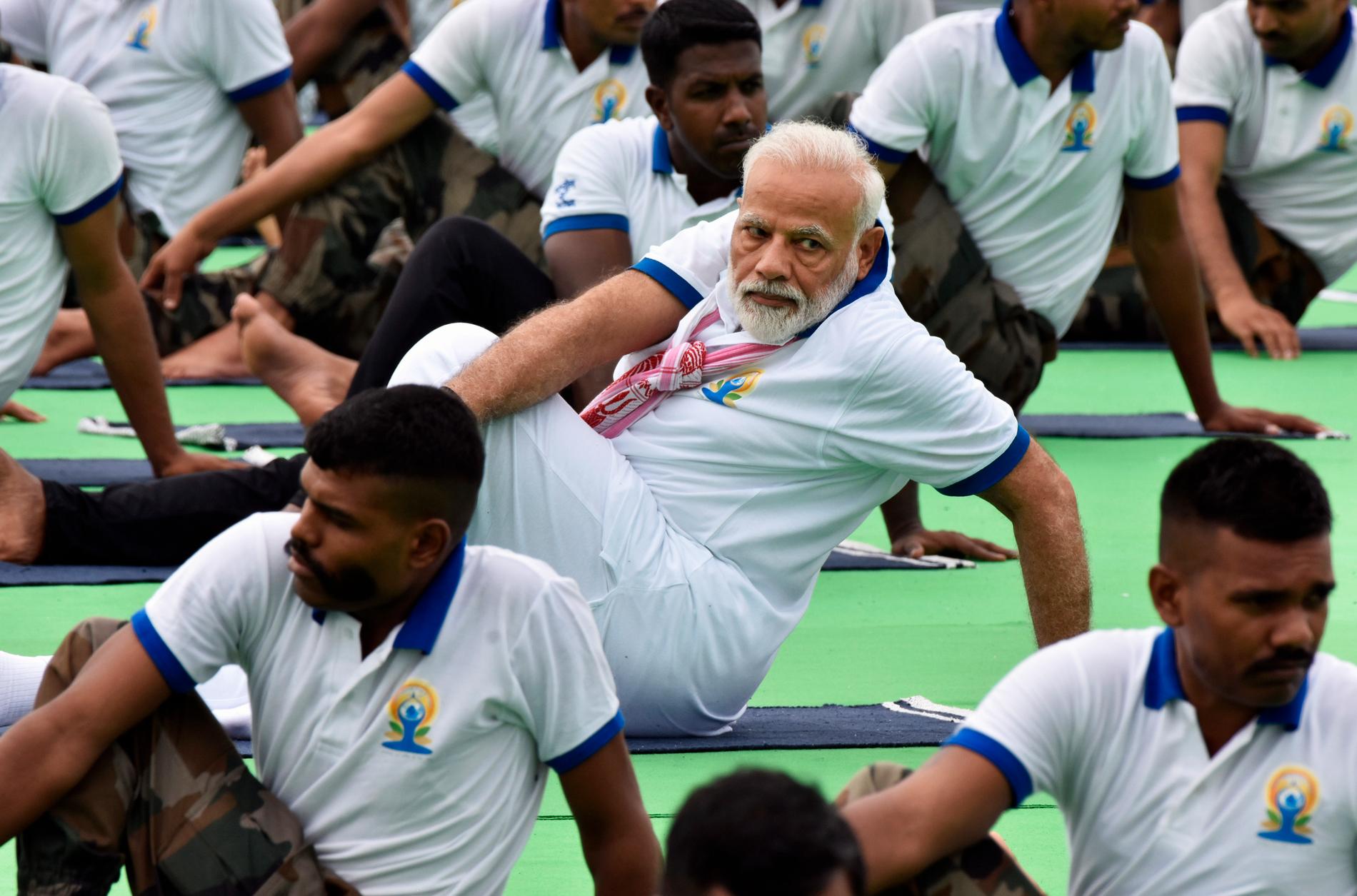Modi har blivit känd för att förespråka yoga.