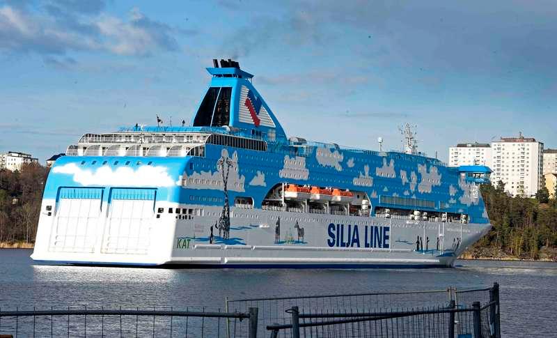 Personalen på Silja Line ringde in det misstänkta brottet.
