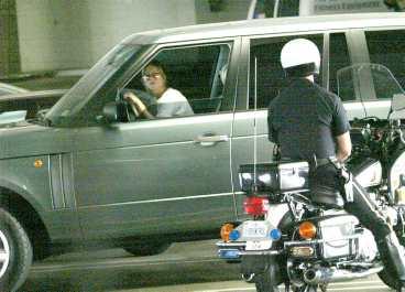 Jennifer Aniston kör Range Rover.