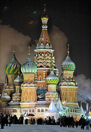 Den som byter flyg i Moskva får inte åka in till stan för att se Röda torget.
