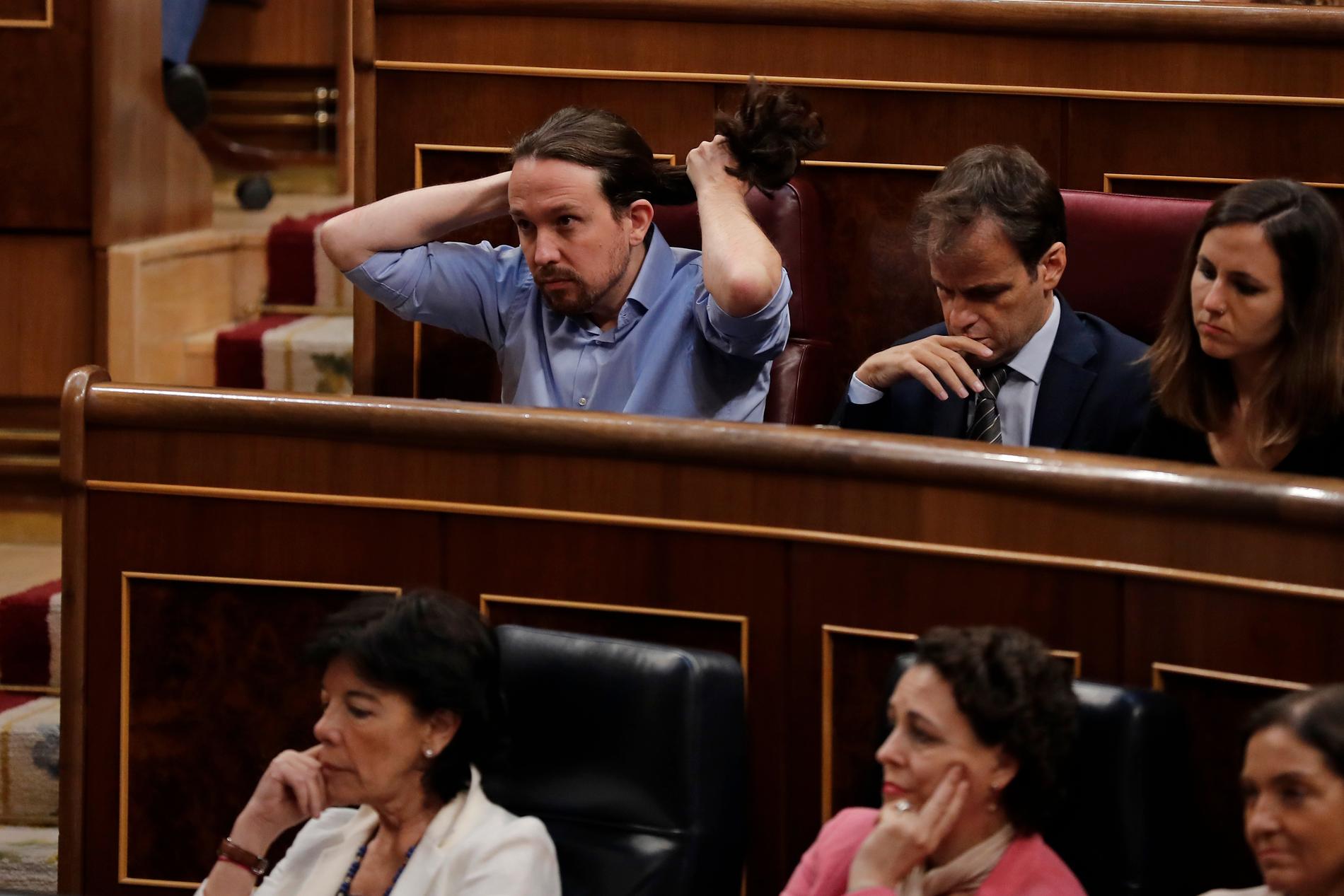 Vänsterpartiet Podemos ledare Pablo Iglesias hoppas att hans parti ska få mycket makt i en regering. Själv har han gått med på att inte sitta i den, efter krav från förhandlingspartnern socialdemokratiska PSOE.