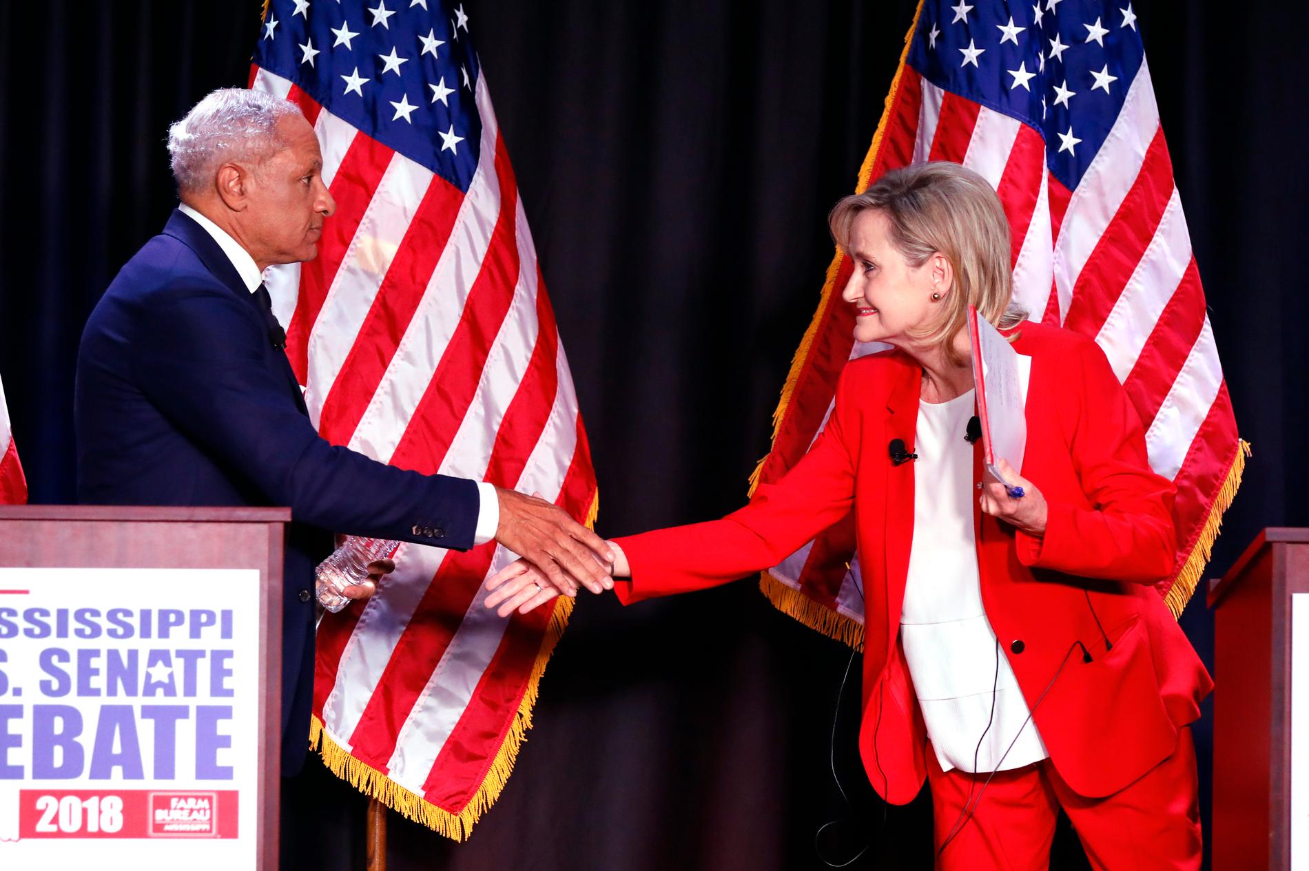 Demokraten Mike Espy och republikanen Cindy Hyde-Smith i Mississippi tampas om den sista platsen i USA:s senat.