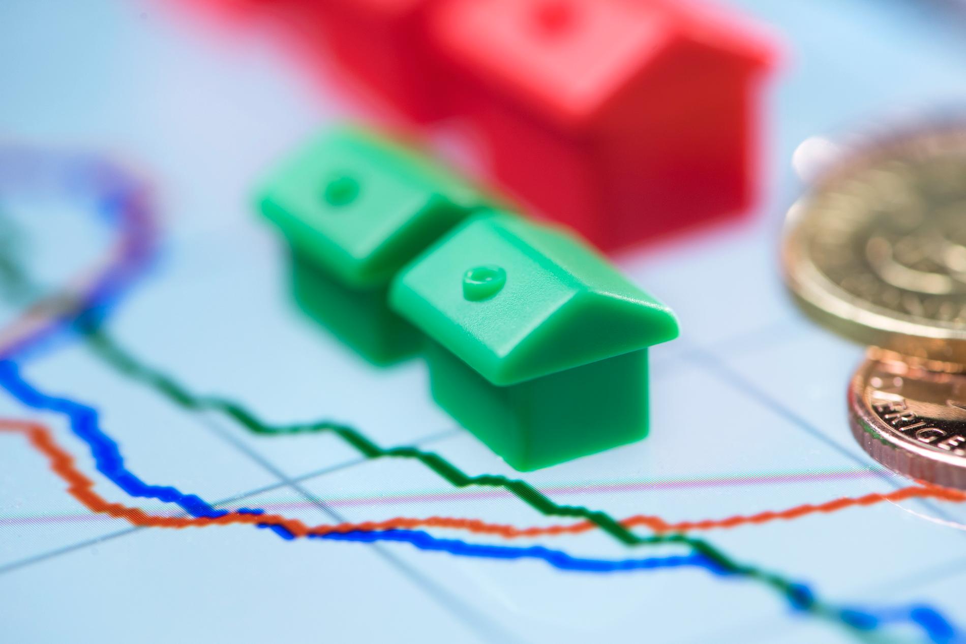 Priserna på bostadsrätter sjönk på flera håll i juni, enligt SBAB:s och Boolis prisindex. Arkivbild.