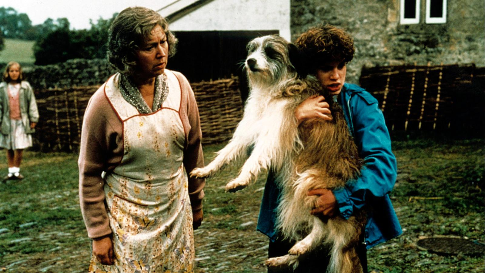 Ruth Madoc som Mrs Jones i ungdomsserien ”Vi fem” på 90-talet.