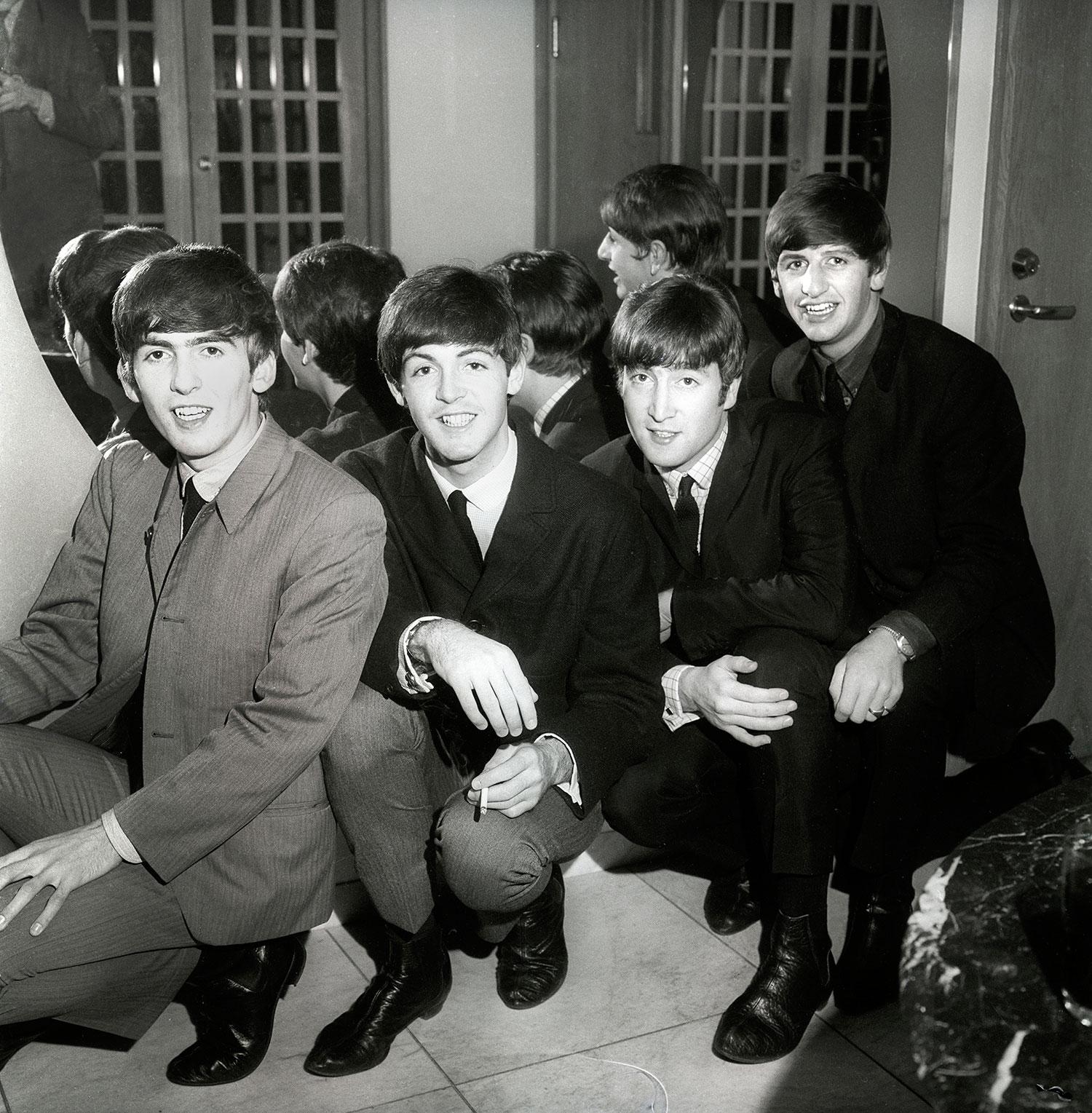 FÖRSTA SVERIGEBESÖKET I oktober 1963 gjorde The Beatles en legendarisk radioinspelning på Karlaplansstudion inför en publik på 250 personer. Rättigheterna köptes senare av Apple Records, Beatles eget bolag.