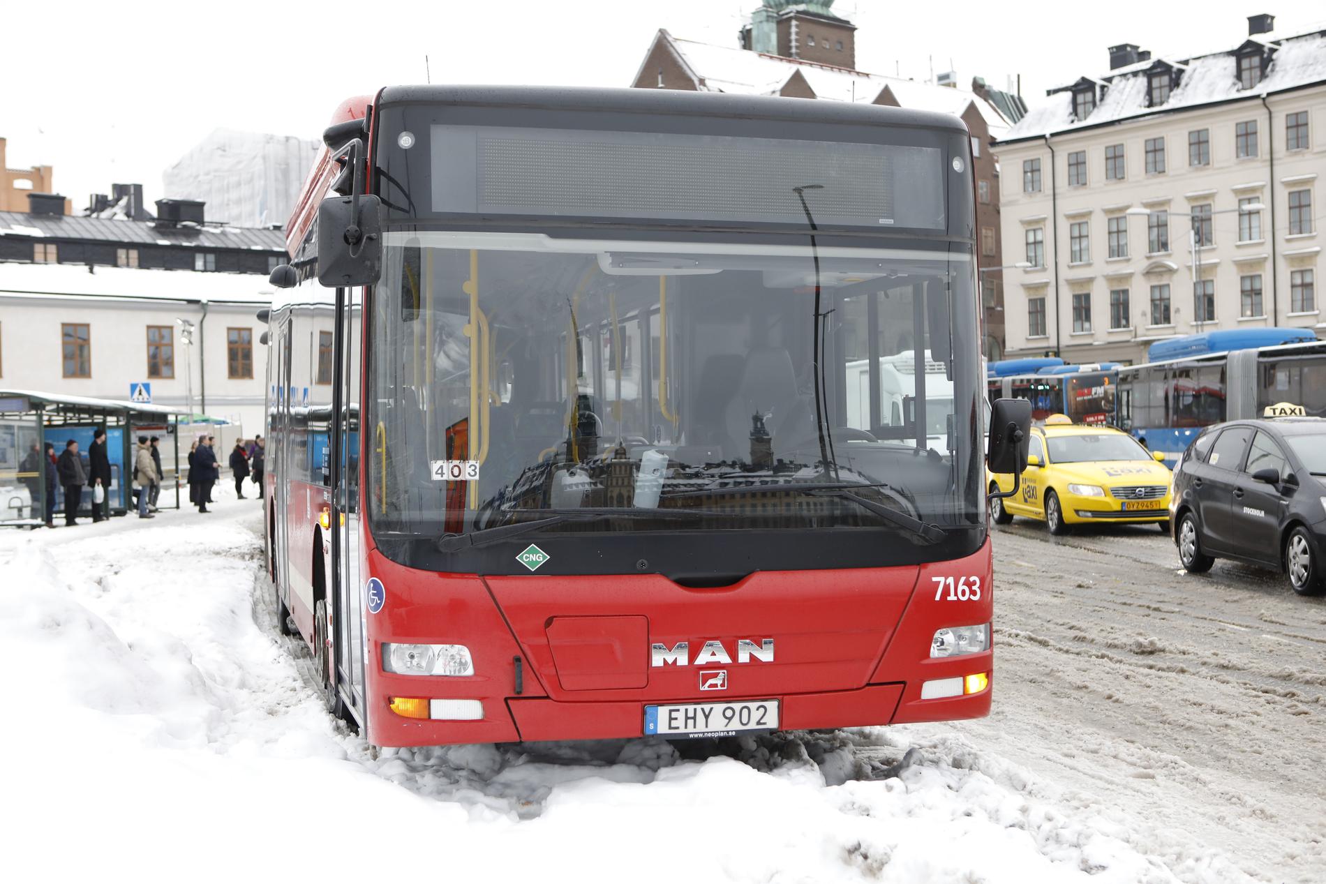 Storstockholms lokaltrafik varnade i går för att det kunde bli stökigt i morgontrafiken – och så blev det.
