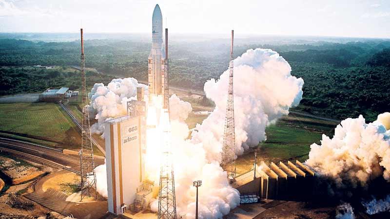Som turist kan du, förutom en guidad tur på Franska Guyanas rymdstation, få se en uppskjutning med en Ariane 5-raket.