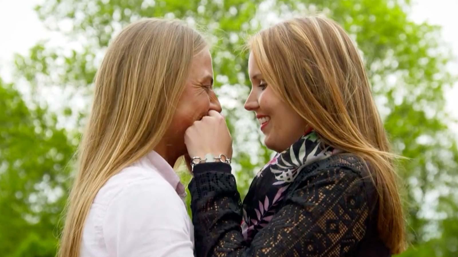 Leonora Vilhelmsson och Louise Eriksson i ”Bonde söker fru”.
