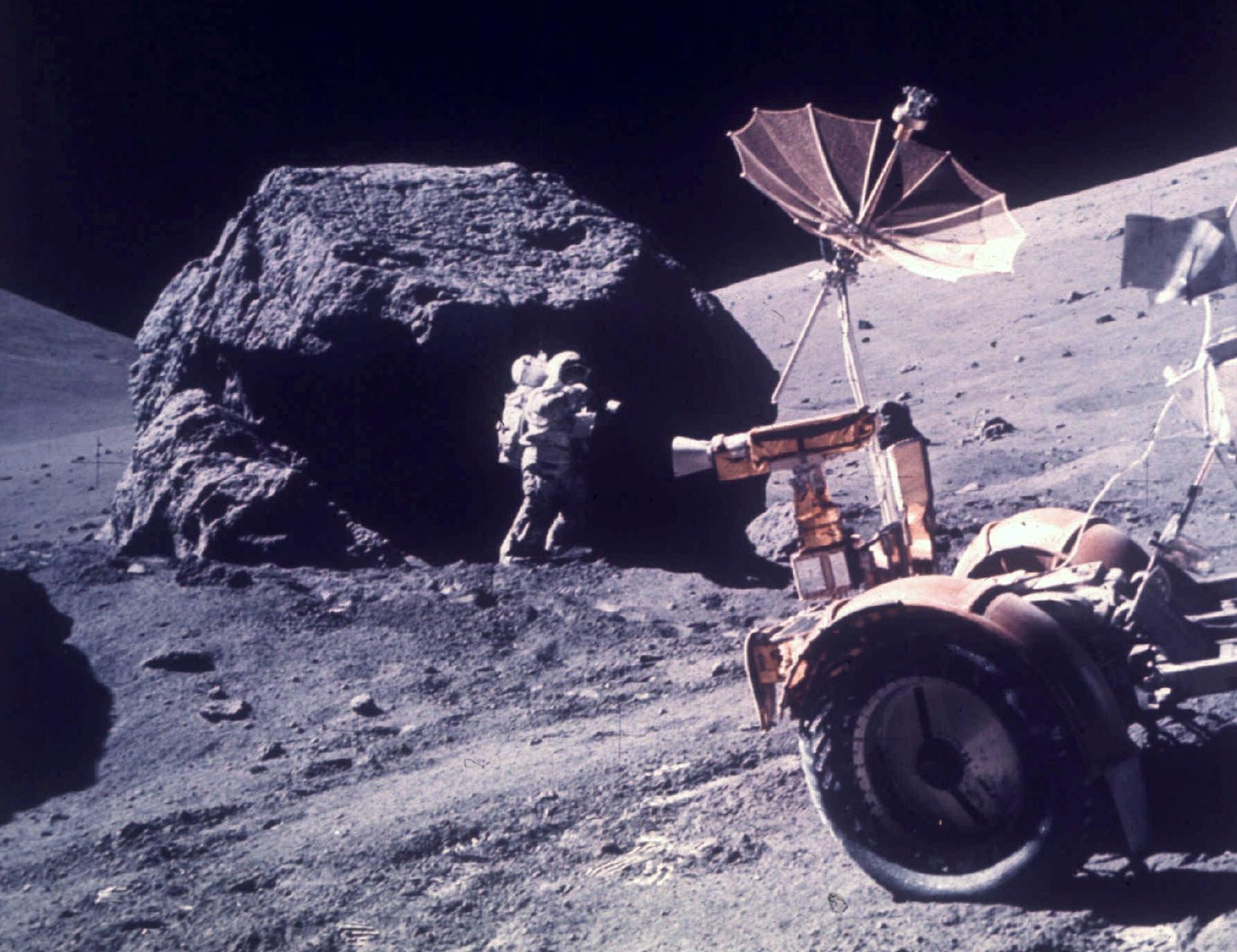 Senast någon satte sin fot på månen var 1972. 