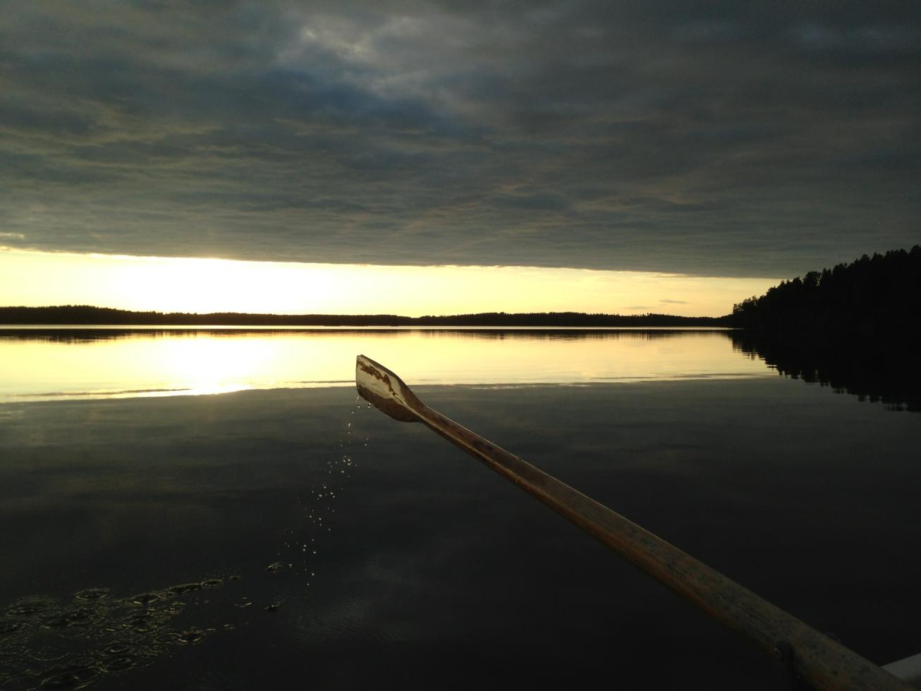 Jättefint i båten, i en sjö som jag tror heter Likviken. Sjukt namn, skriver Fredrik.