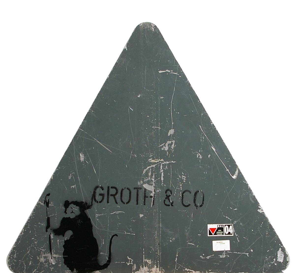 STOPPAD RÅTTA Försäljningen av gatuskylten med en sprejad Banksy-råtta stoppades i går av auktionsfirman Lauritz. Verket var värderat till 120 000 kronor.