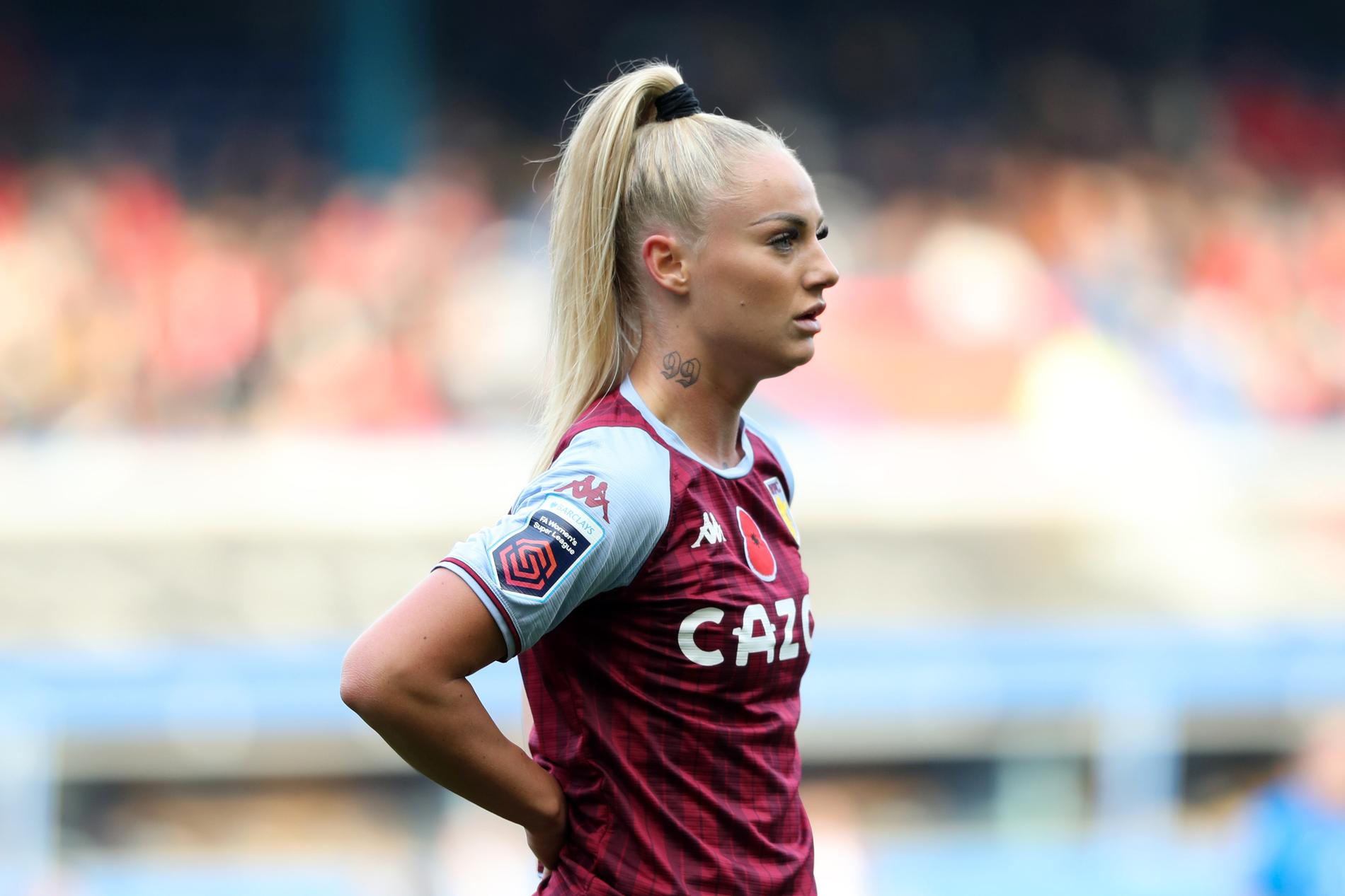 Alisha Lehmann spelar i Aston Villa i Super League